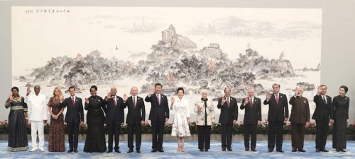 Xi Jinping e seus parceiros comemoram juntos